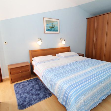 Apartments By The Sea Mandre, Pag - 6284 Kolan Szoba fotó