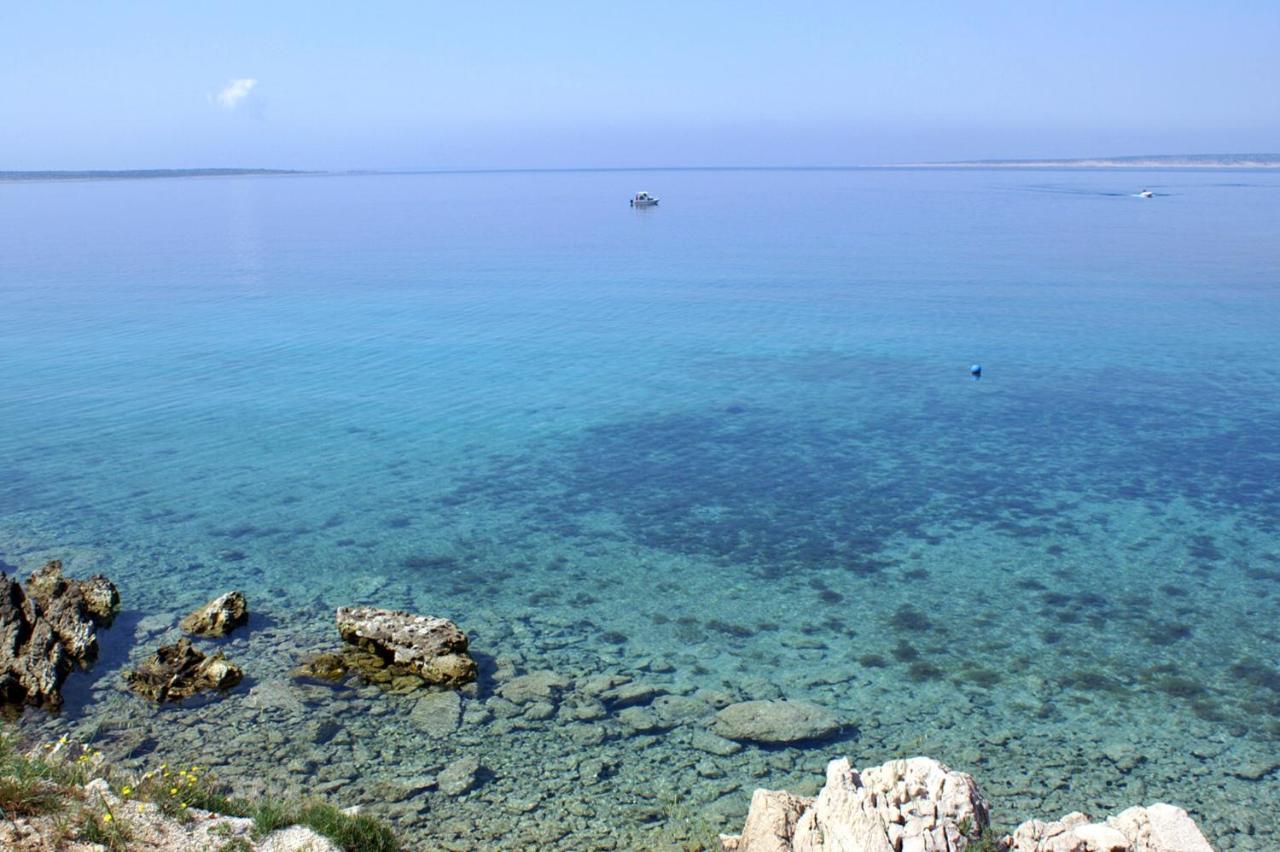 Apartments By The Sea Mandre, Pag - 6284 Kolan Kültér fotó